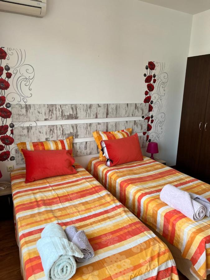 Orange Apartments Pomorie Exterior foto